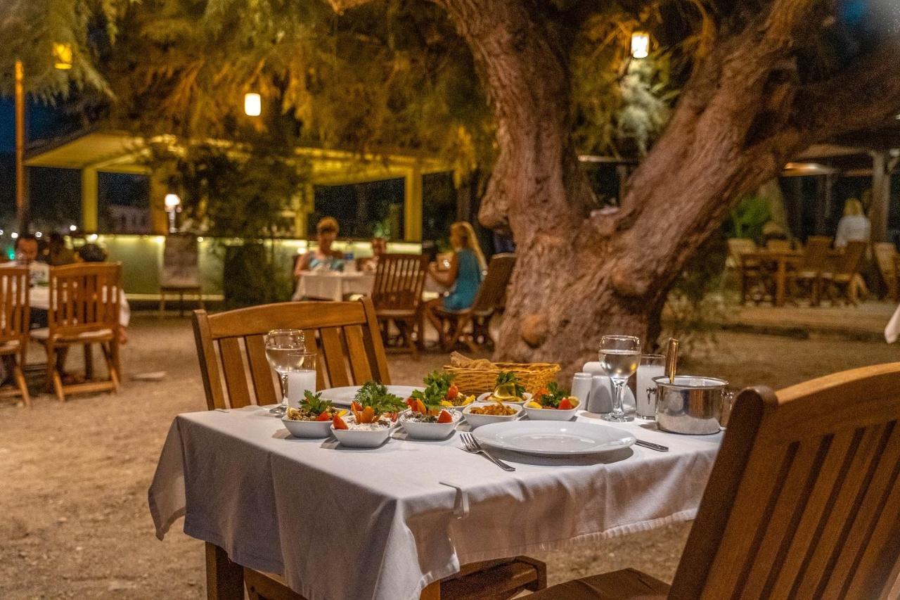 Selvi Beach Hotel Göltürkbükü Buitenkant foto