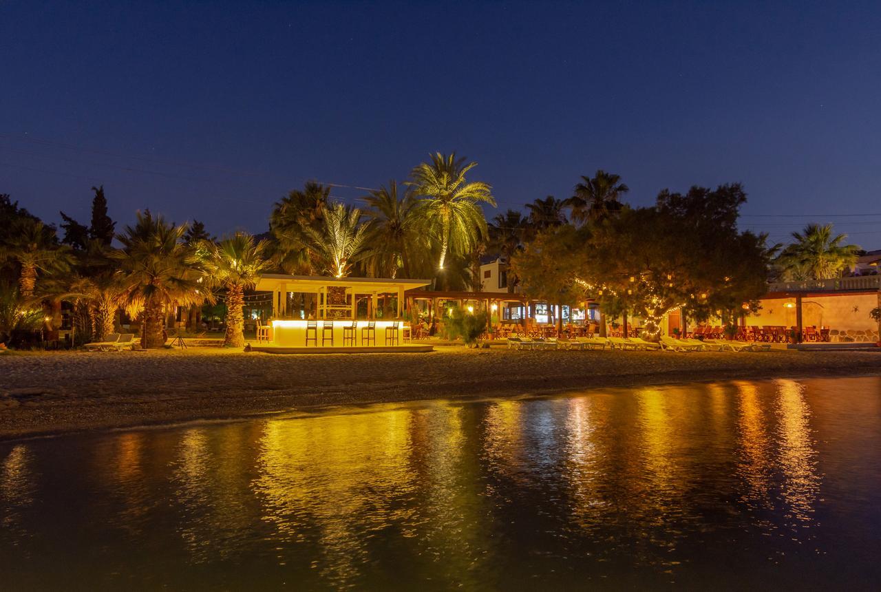 Selvi Beach Hotel Göltürkbükü Buitenkant foto