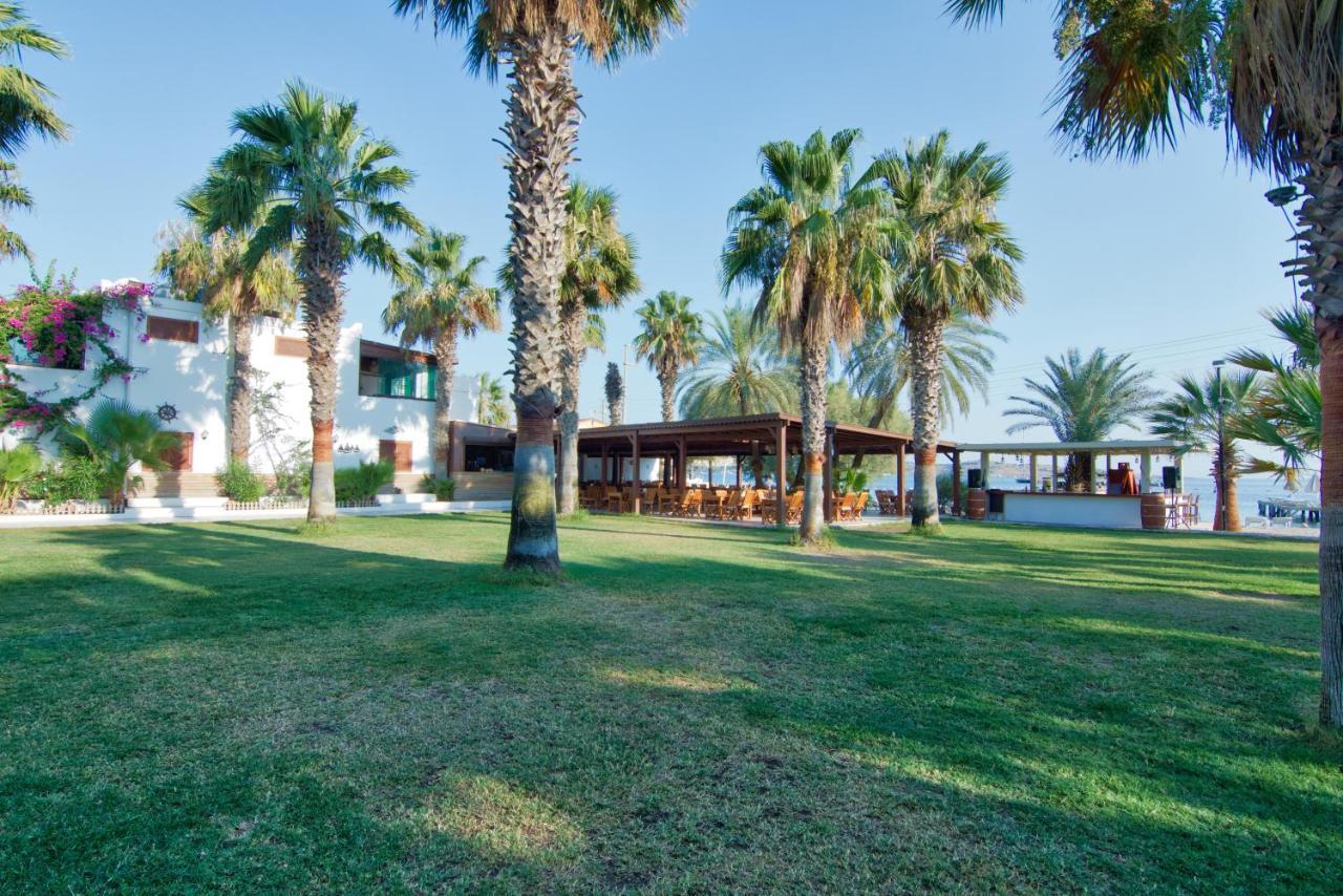 Selvi Beach Hotel Göltürkbükü Buitenkant foto