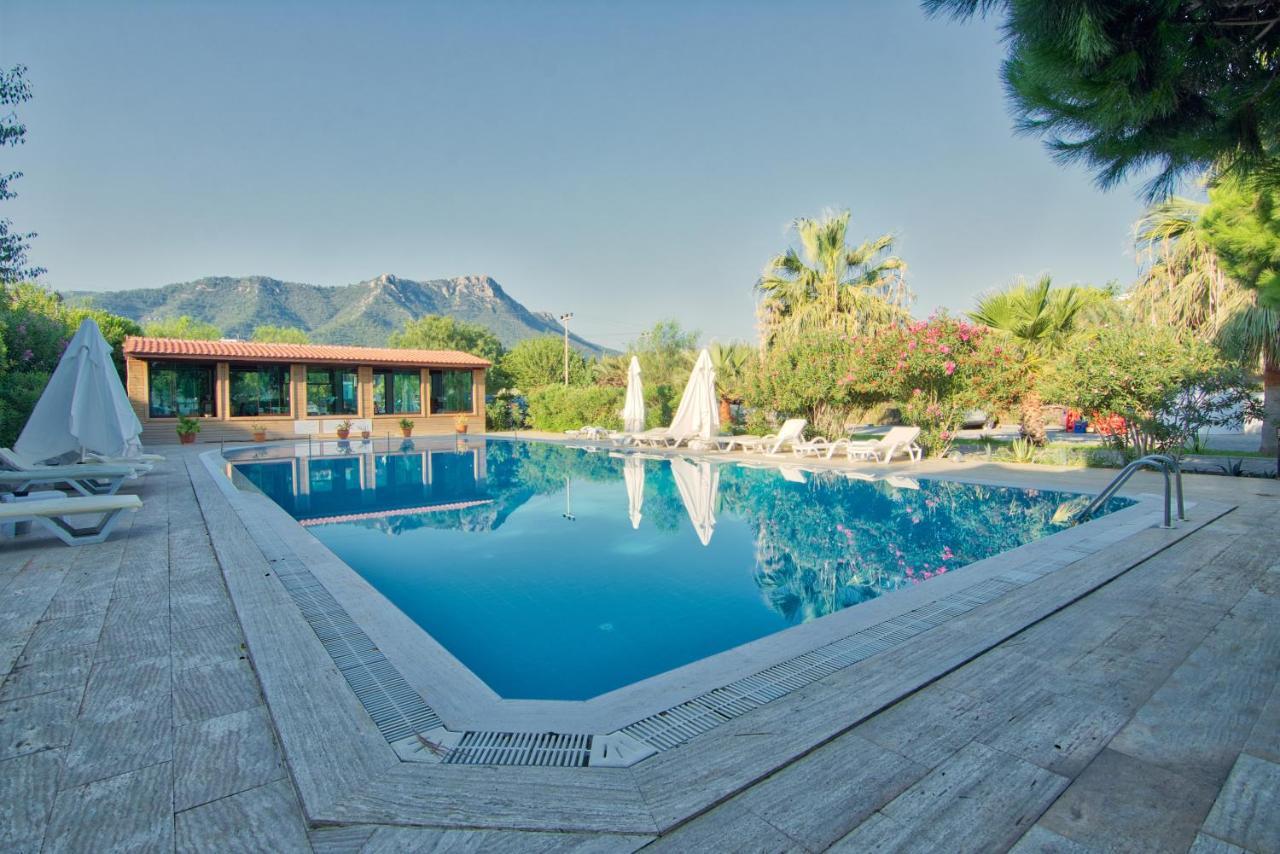 Selvi Beach Hotel Göltürkbükü Buitenkant foto